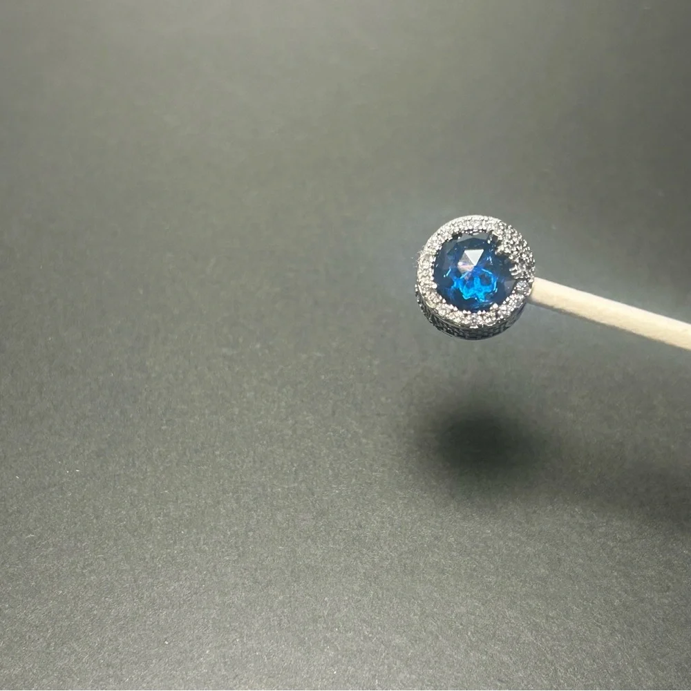 Pandora Charm - Picture 1 of 12